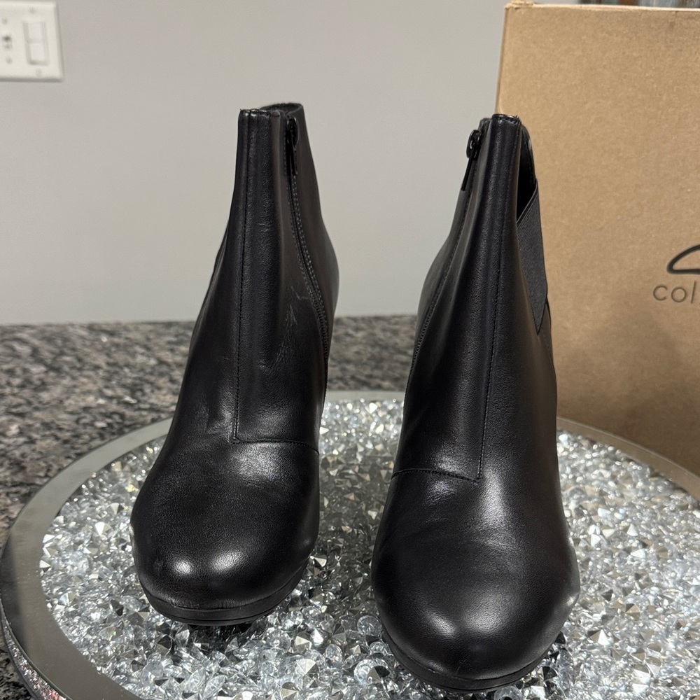 Clarks Amber rise Black leather Heeled Ankle Boots NEW 11M - Picture 4 of 14